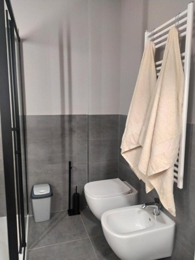 Nuovo Loft Con Terrazzo M2 Ieo Humanitas Bocconi Navigli Apartment Milan Luaran gambar