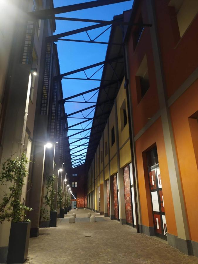 Nuovo Loft Con Terrazzo M2 Ieo Humanitas Bocconi Navigli Apartment Milan Luaran gambar