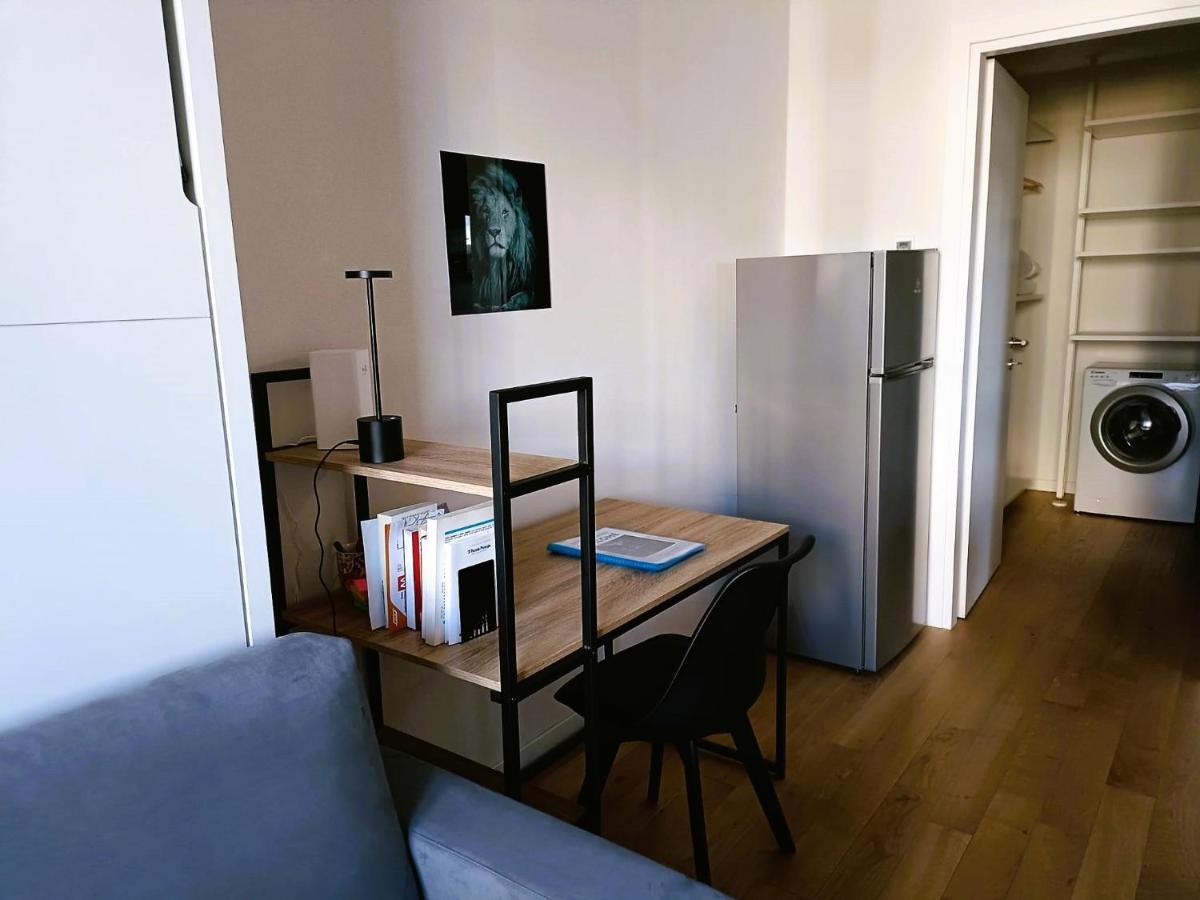 Nuovo Loft Con Terrazzo M2 Ieo Humanitas Bocconi Navigli Apartment Milan Luaran gambar
