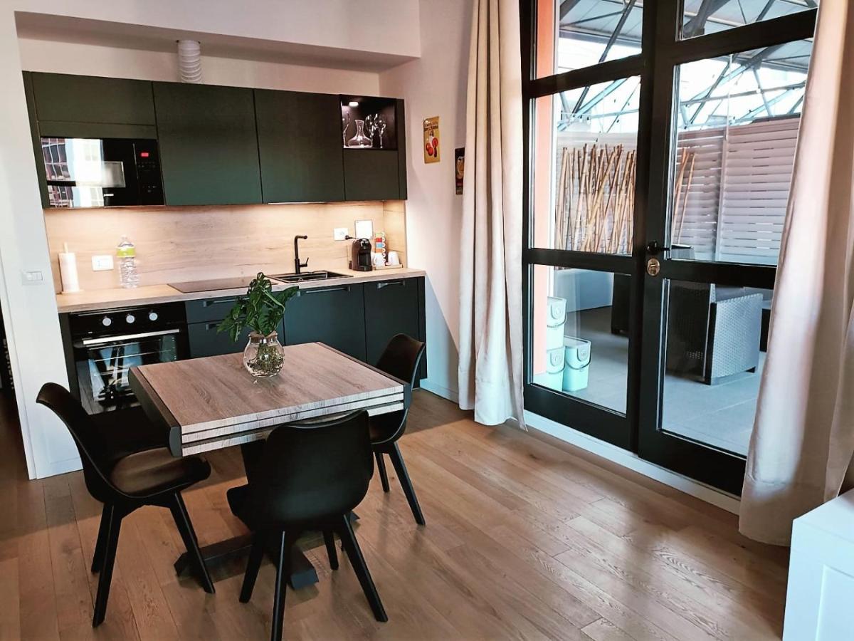 Nuovo Loft Con Terrazzo M2 Ieo Humanitas Bocconi Navigli Apartment Milan Luaran gambar