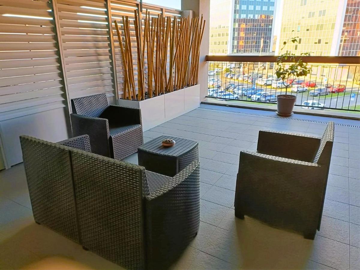 Nuovo Loft Con Terrazzo M2 Ieo Humanitas Bocconi Navigli Apartment Milan Luaran gambar