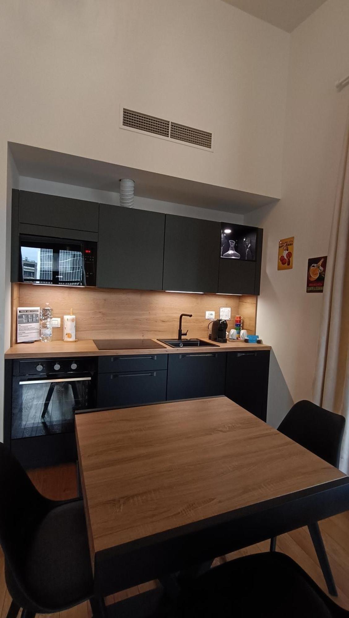 Nuovo Loft Con Terrazzo M2 Ieo Humanitas Bocconi Navigli Apartment Milan Luaran gambar